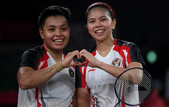 mengapa-olahraga-badminton-sangat-terkenal-di-indonesia