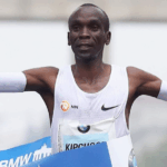 pelari-maraton-dunia-pecahkan-rekor-di-cuaca-ekstrem