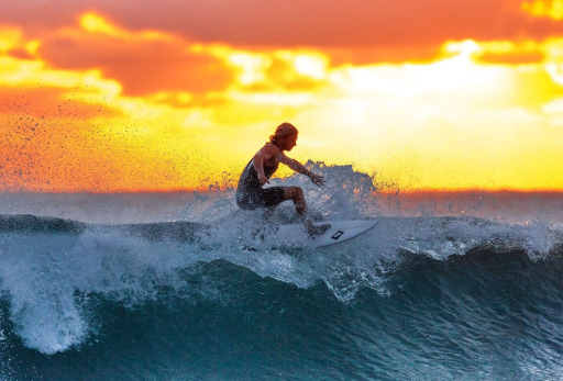 teknik-surfing-pemula-untuk-kuasai-ombak-pertama