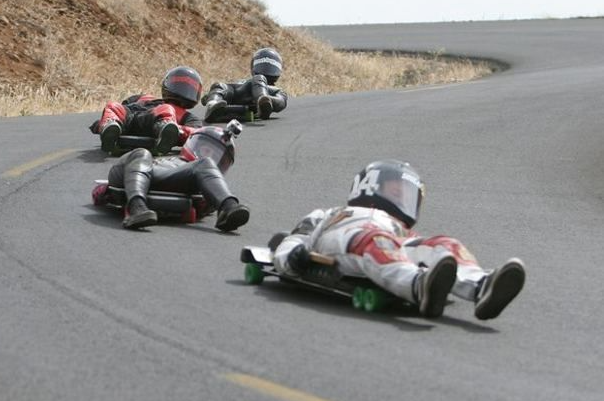 mengenal-olahraga-luge-dan-sensasi-laju-ekstrem