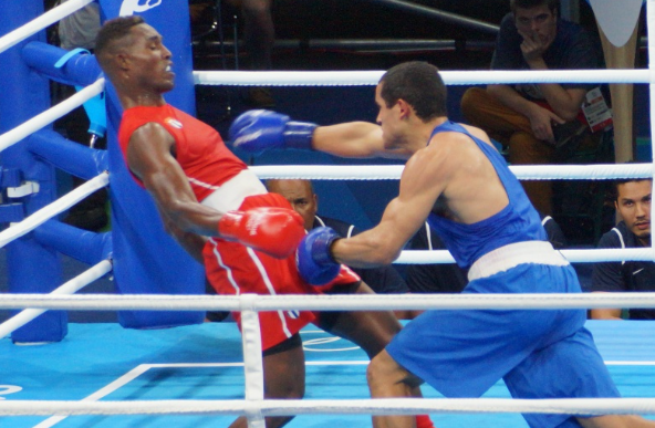 Teknik Bertahan Terbaik dalam Tinju Modern