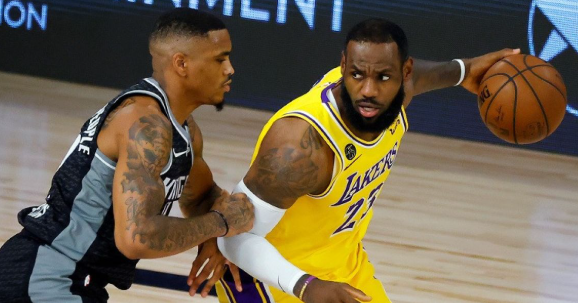 Lakers Kalahkan Kings: LeBron James Tampil Perkasa